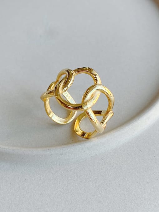 Geometric ring